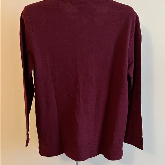 Metropolitan Burgundy Henley Top - Picture 4 of 4